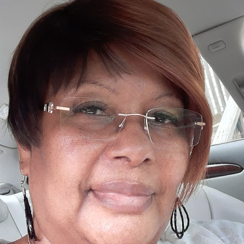 Meet your Posher, Donna